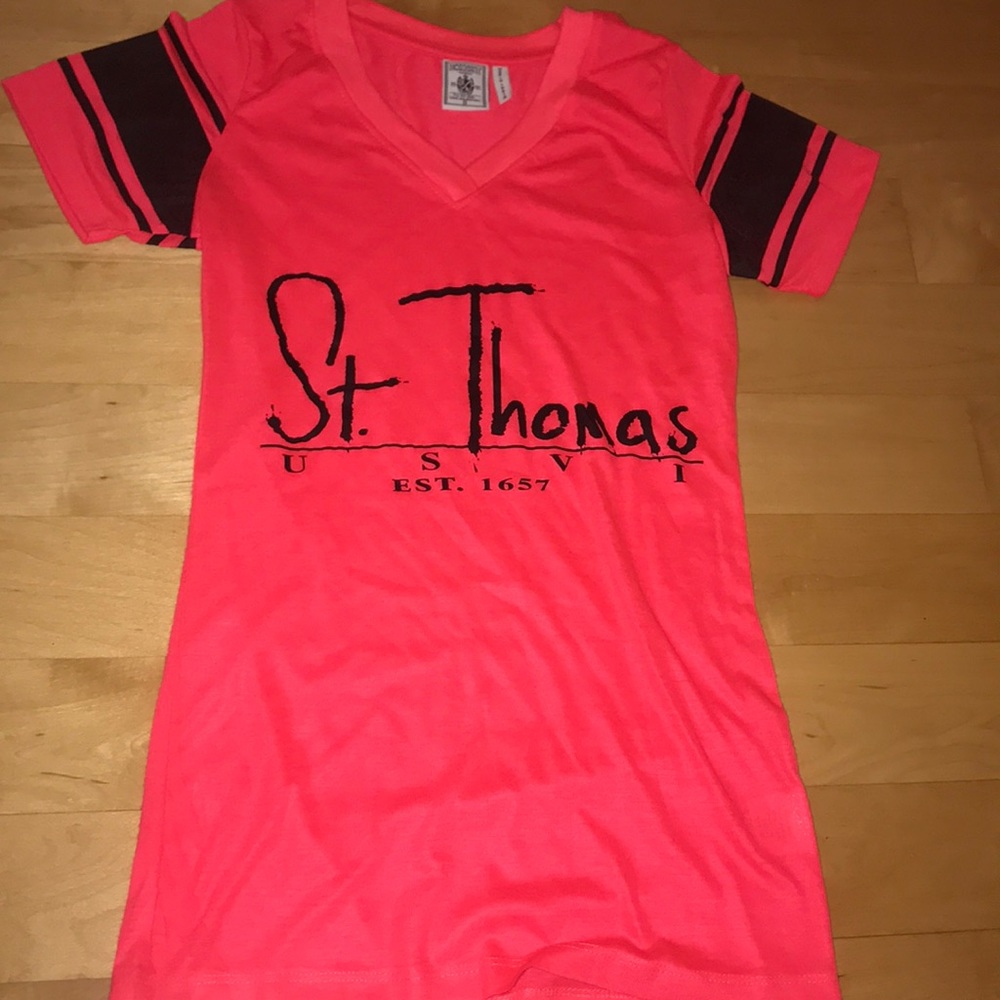 A nice St.Thomas EST.1657 short sleeve shirt